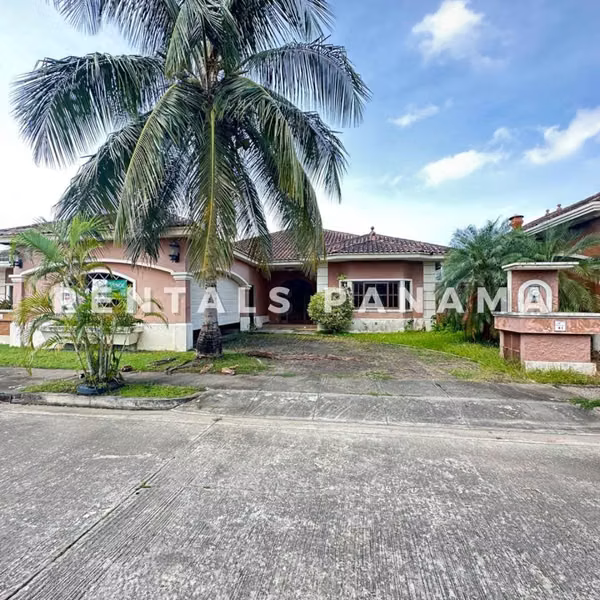 House for sale in Costa Sur, Sunset Coast