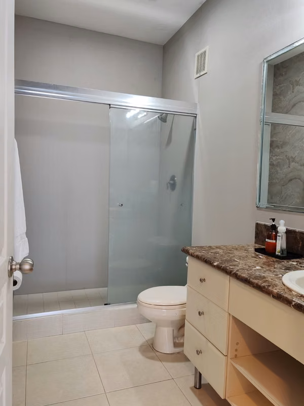 PH Vista del Mar, Avenida Balboa, Panama, Front to the Sea, Renovated