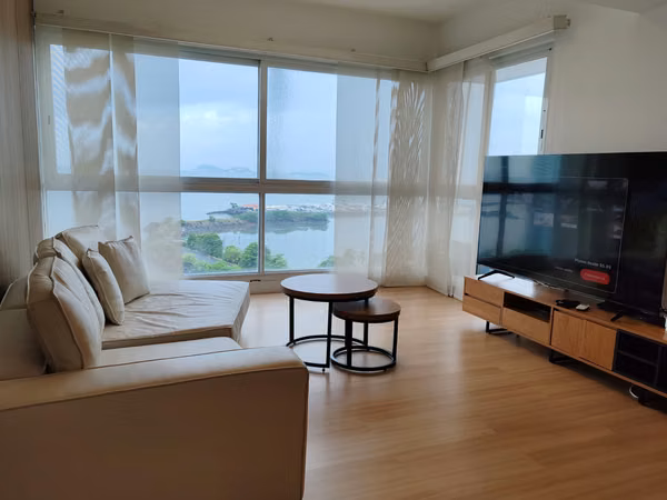 PH Vista del Mar, Avenida Balboa, Panama, Front to the Sea, Renovated