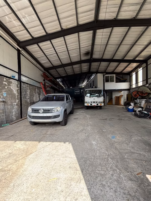 FOR SALE OPERATIONAL BUSINESS - CONSTRUCTION AND METAL STRUCTURES