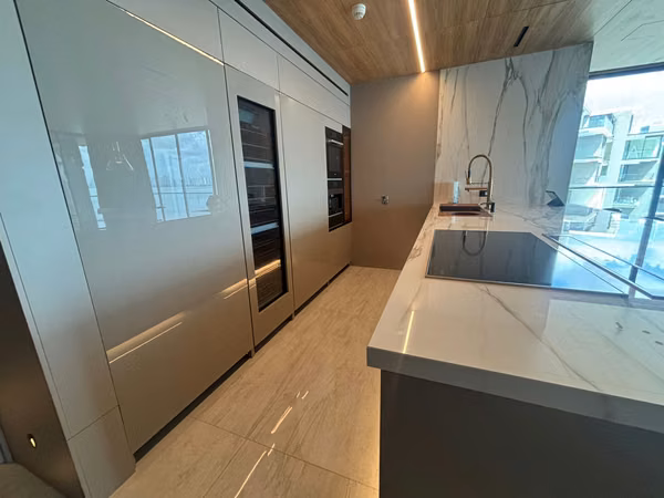 SALE APARAMENTO IN PEACEFUL POINT
