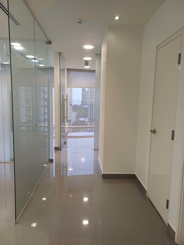 FOR SALE: FURNISHED OFFICE IN COSTA DEL ESTE, ANCON INSURANCE TOWER