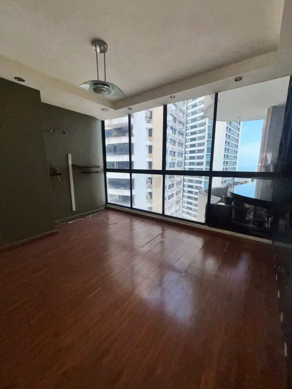 Bank Sells Apartment in PH GOLDEN PALACE, PUNTA PAITILLA (dv)