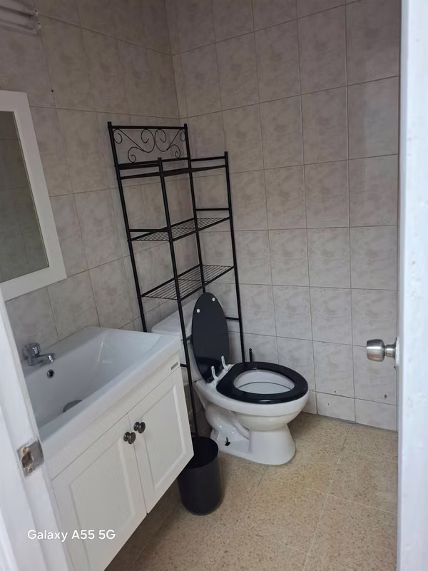 Office of 28 m ² Ready for Occupation in Plaza Aventura