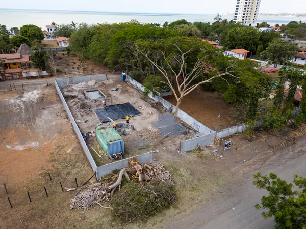 Modern Beach House with Pool for Sale in Playa Malibu Panama | 800 m² Lot