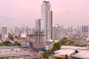 Venta de Apartamento con 50m2 en Via España PH Park Square 26-8420SR