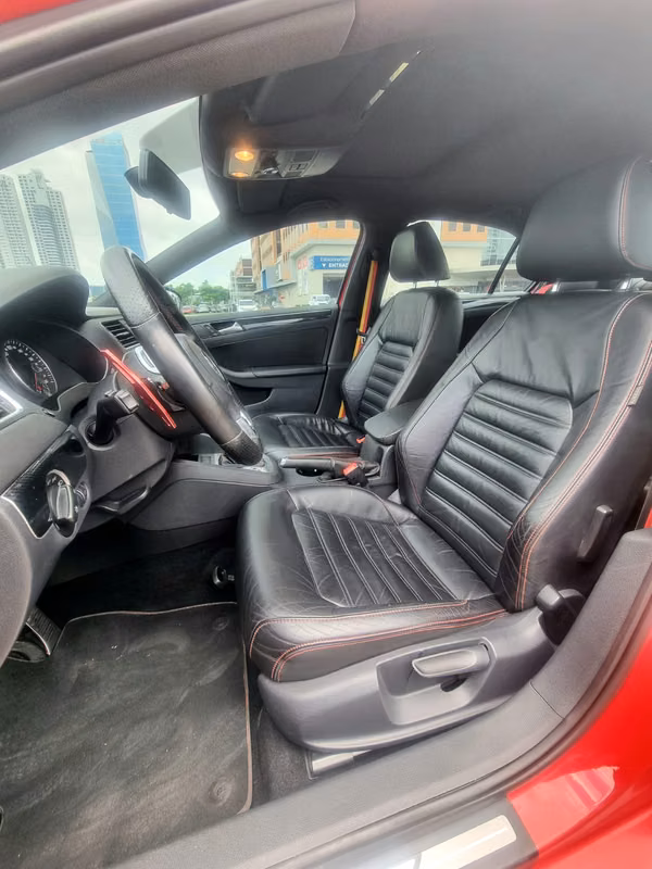 VW Jetta GLi 2014