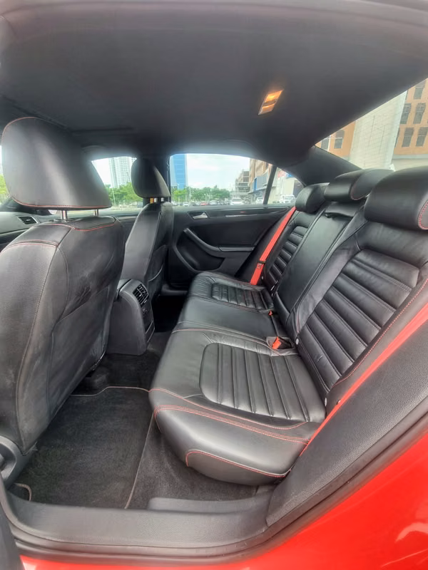 VW Jetta GLi 2014