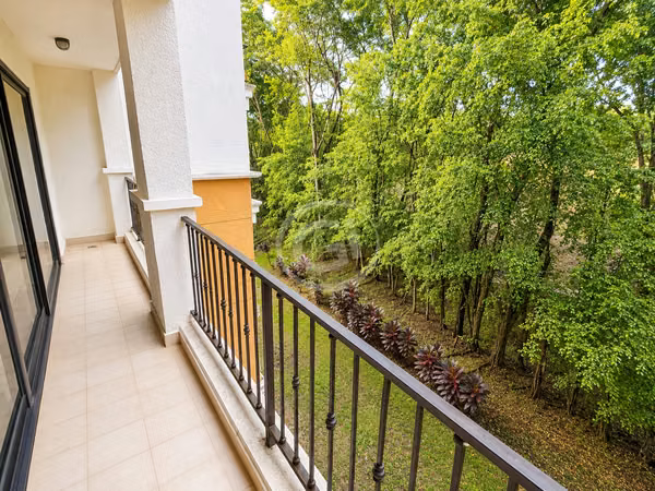 Sale Apartment Embassy Club. Banking Remat $2,400 / m2 Negotiable