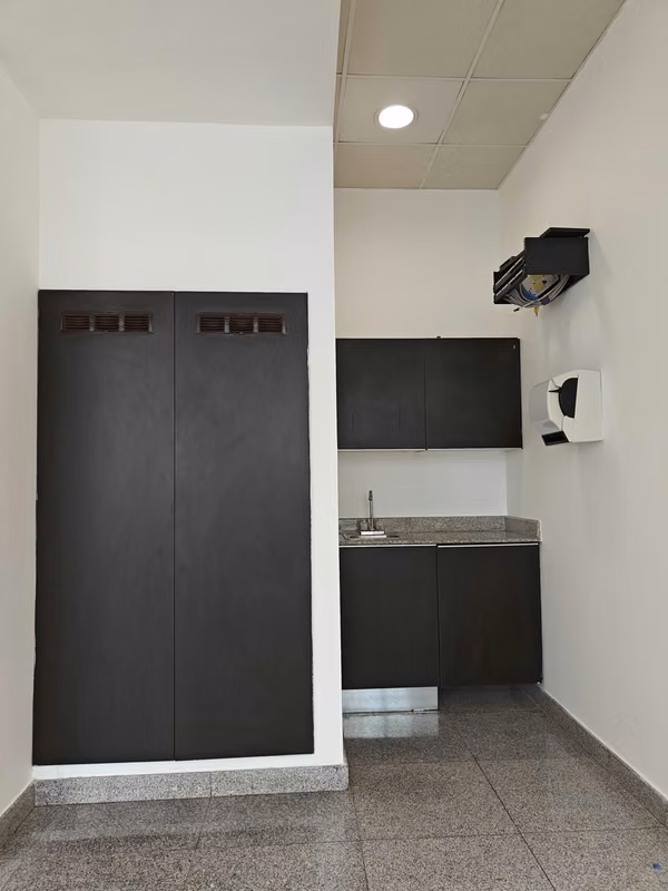 Office furnished for rent in beautiful view