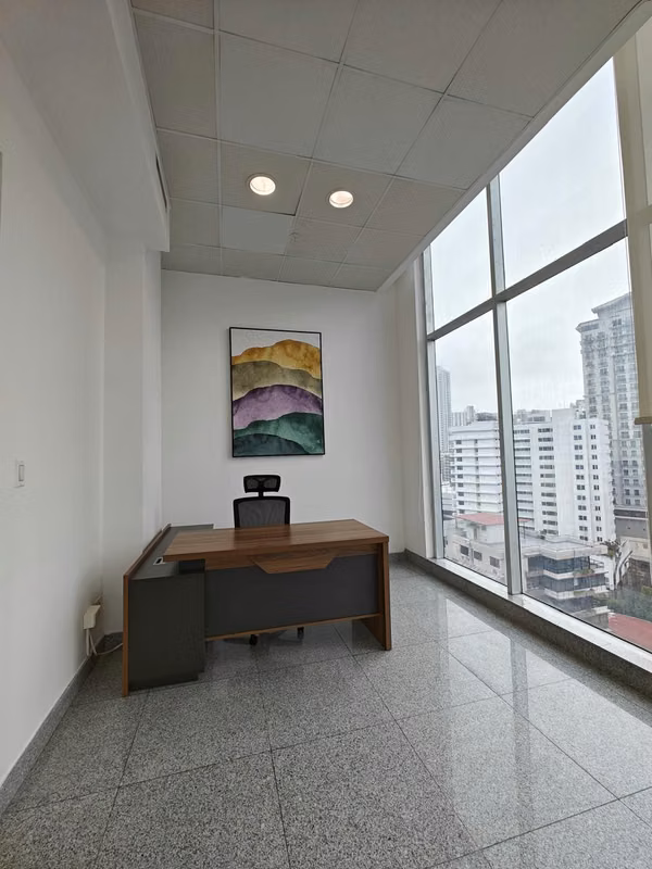 Office furnished for rent in beautiful view