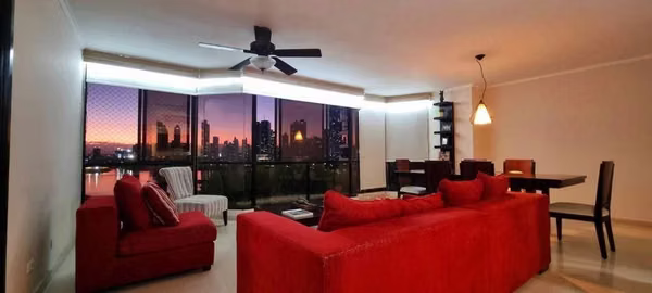 Apartment with Amazing View in Punta Paitilla - Price for Below Avalúo