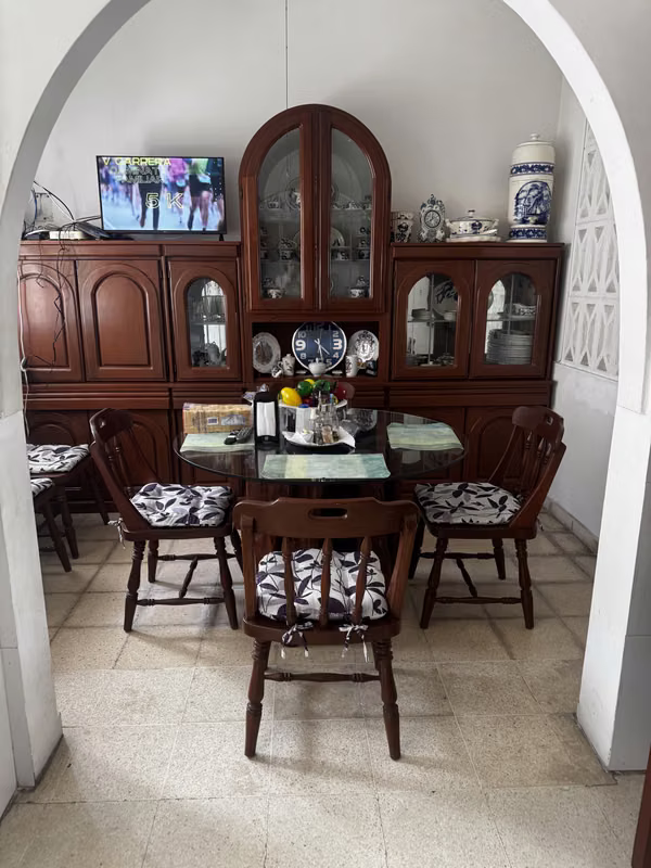 Sell Casa Abroad