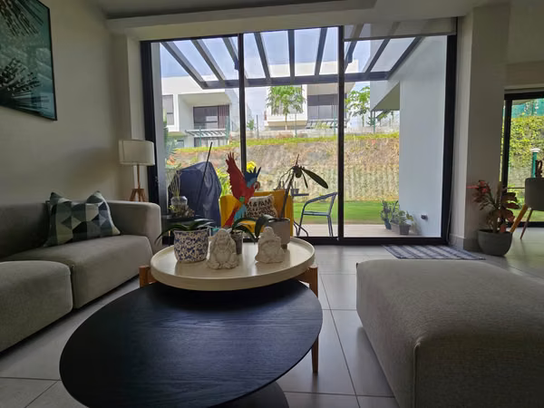 Beautiful house in Green City - River Walk