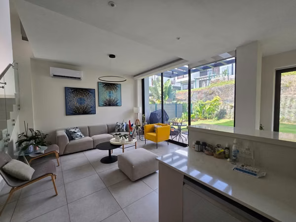 Beautiful house in Green City - River Walk