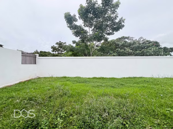 CORNER HOUSE WITH PRIVATE YARD FOR SALE IN COSTA VERDE, P.H. PUERTO MADERO