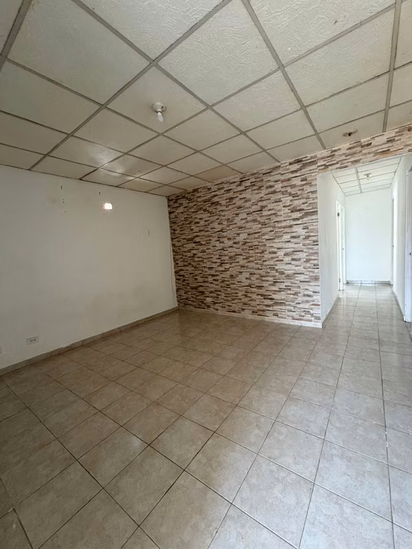 SE VENDE CASA DE 210 M2 EN HACIENDA SANTA FE TOCUMEN (CAMRO)
