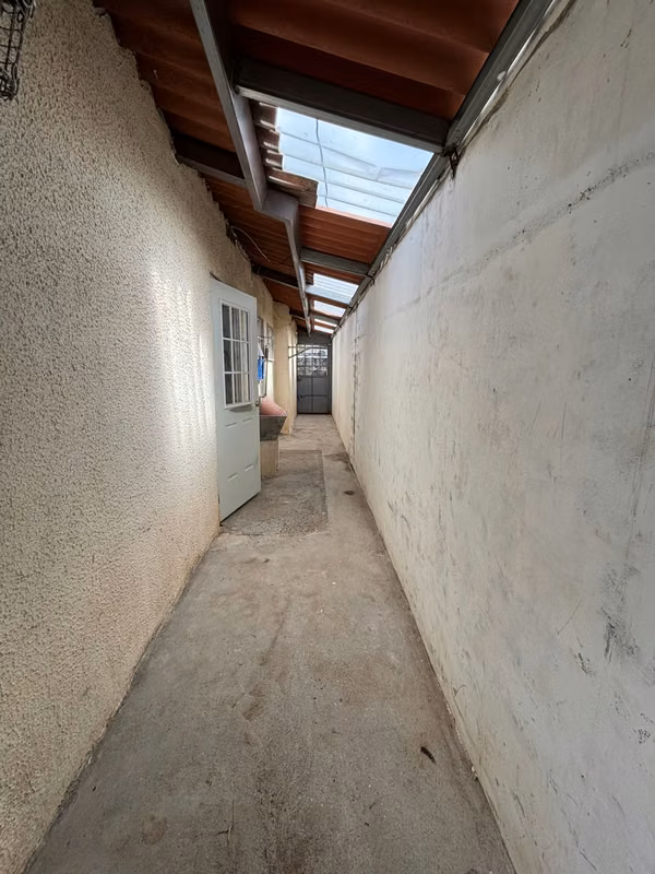 SE VENDE CASA DE 210 M2 EN HACIENDA SANTA FE TOCUMEN (CAMRO)