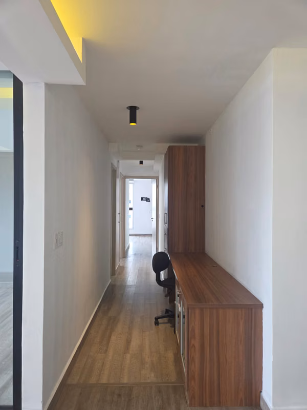 APARTMENT FOR SALE – PH Balboa Bay