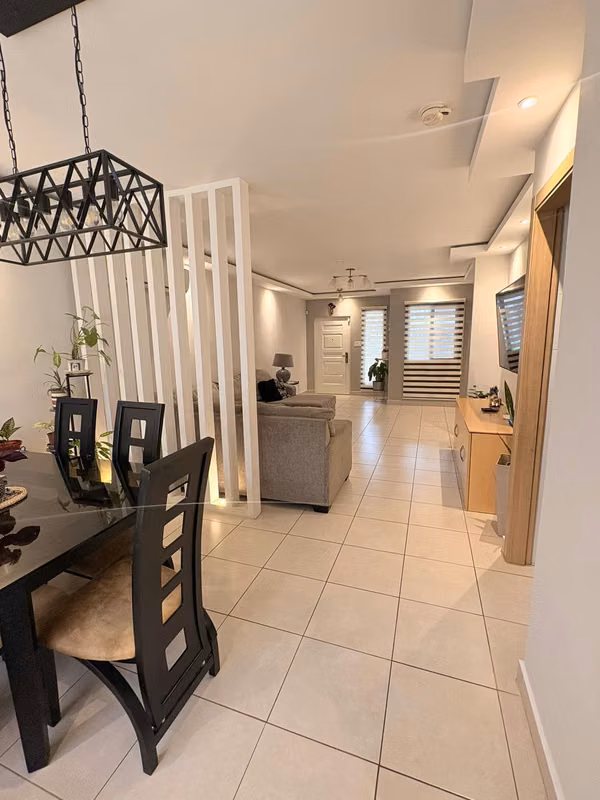 Duplex House with Patio for Sale House in Paseo del Norte in Adventure
