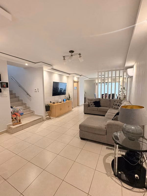 Duplex House with Patio for Sale House in Paseo del Norte in Adventure