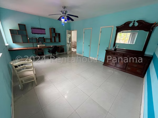 HOUSE FOR SALE IN LAS CUMBRES MCD24-8942