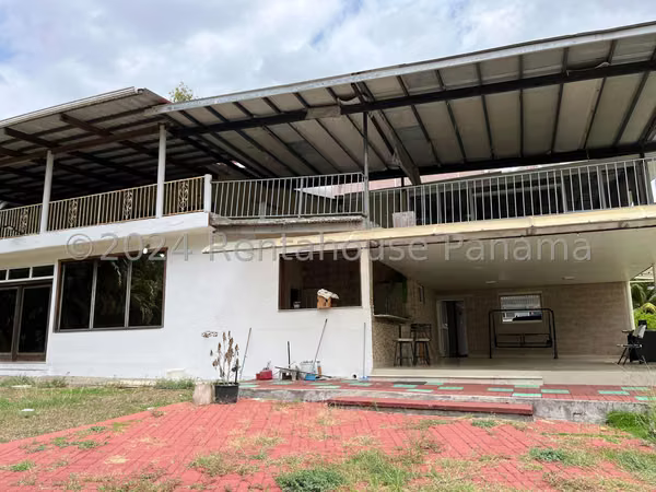 HOUSE FOR SALE IN LAS CUMBRES MCD24-8942