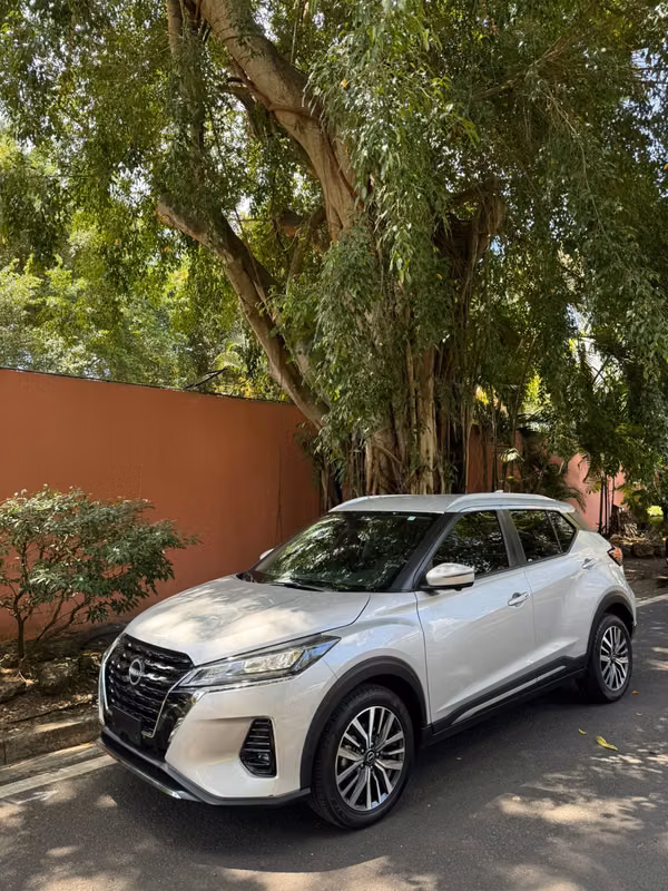 NISSAN KICKS 2025 $18.500