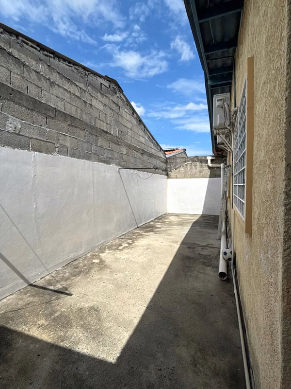 CASA EN VENTA EN VILLAS DEL MEDITERRANEO DON BOSCO REMODELADA (CAMRO)