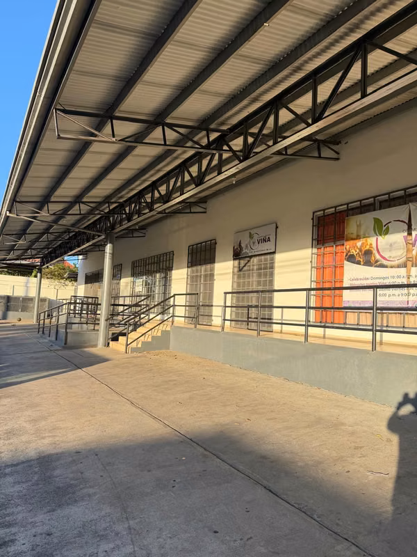 FOR RENT GREAT COMMERCIAL SPACE IN DAVID
