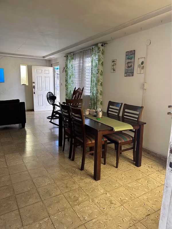 FOR SALE – HOUSE IN SAN CRISTÓBAL, RÍO ABAJO