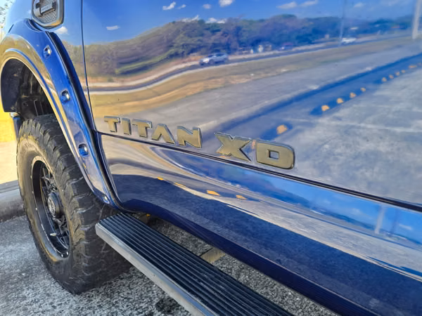 2017 Nissan Titan