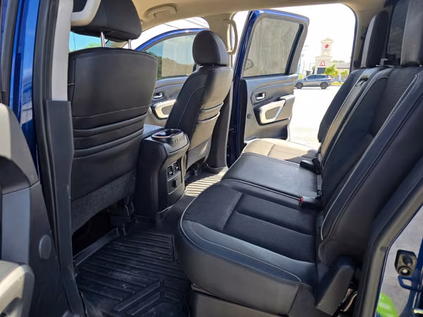 2017 Nissan Titan