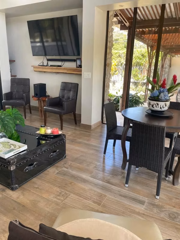 Vendo espectacular casa en el centro del valle de antón
