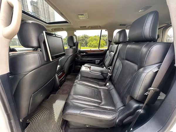 2016 LEXUS LX 570