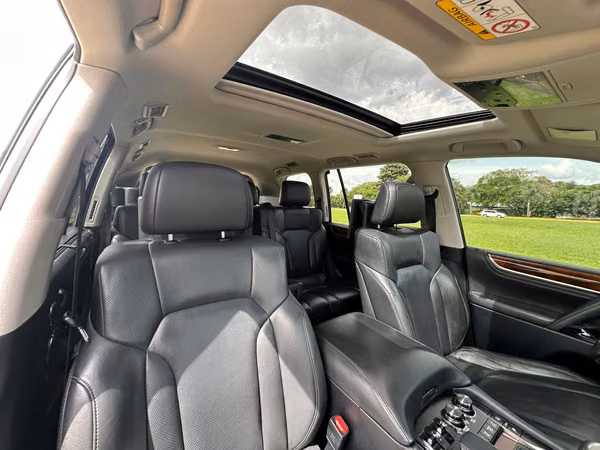 2016 LEXUS LX 570