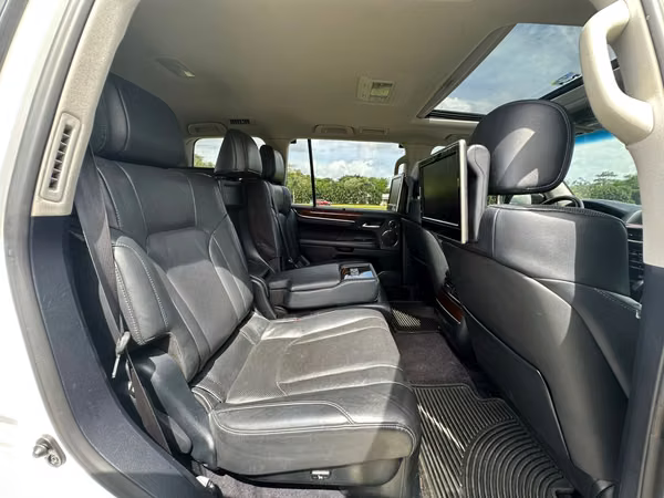 2016 LEXUS LX 570