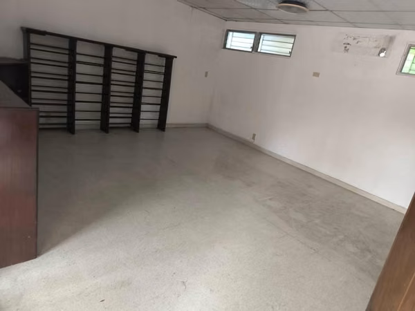 Oportunidad! para Inversión Casa de 750m2 en el Carmen con piscina