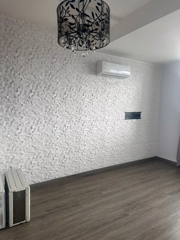 Se vende Apartamento en Plaza Valencia Vía España