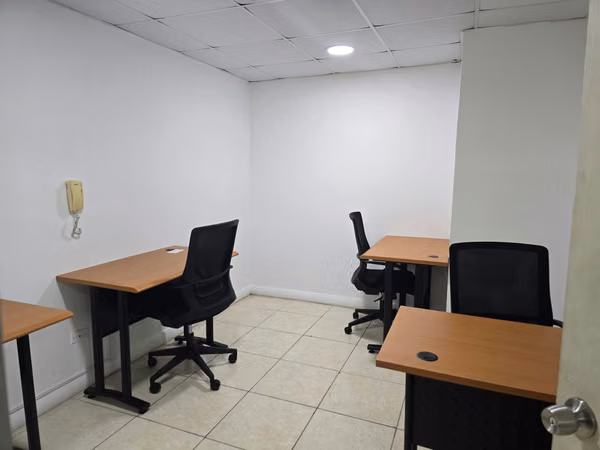 Executive Offices with Integrated Services.