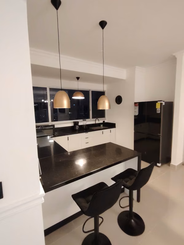 Modern and fully furnished apartment in a prime central location.