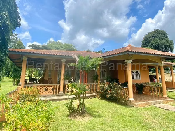 Se Vende Casa en Villa Carmen MDV26-8542