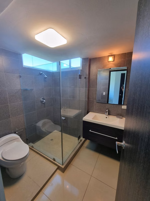 SALE APARTMENT ON EAST COAST