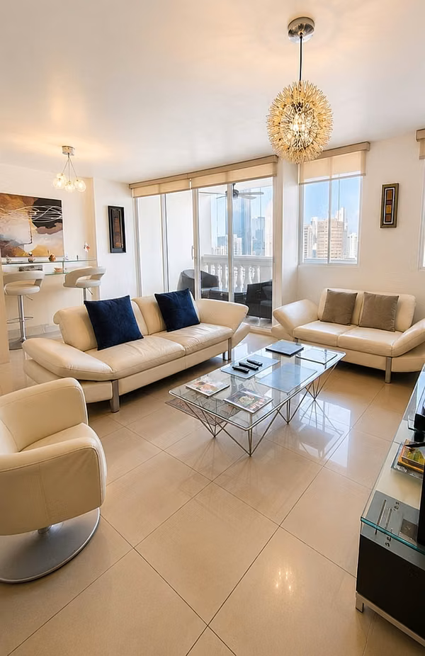 Full Amoblado apartment in Obarrio - 124; 190m ² - 124; 3 rooms with bathroom