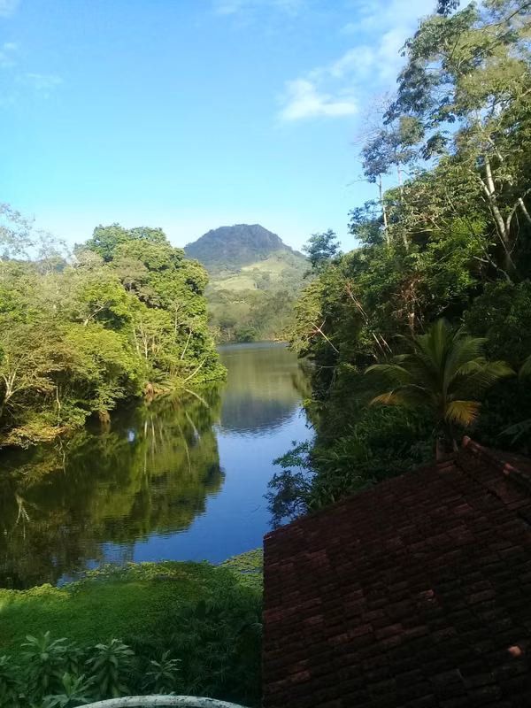 LAS CUMBRES FRENTE AL LAGO EXCELENTE UBICACIÓN