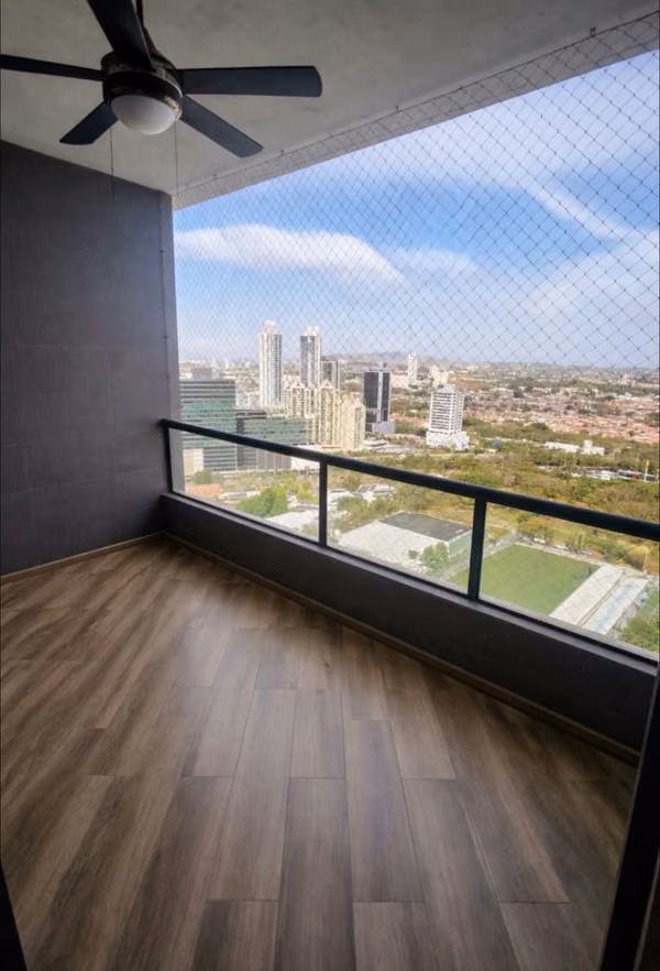 SELL BEAUTIFUL APARTMENT REMODELED ON EAST COAST!
