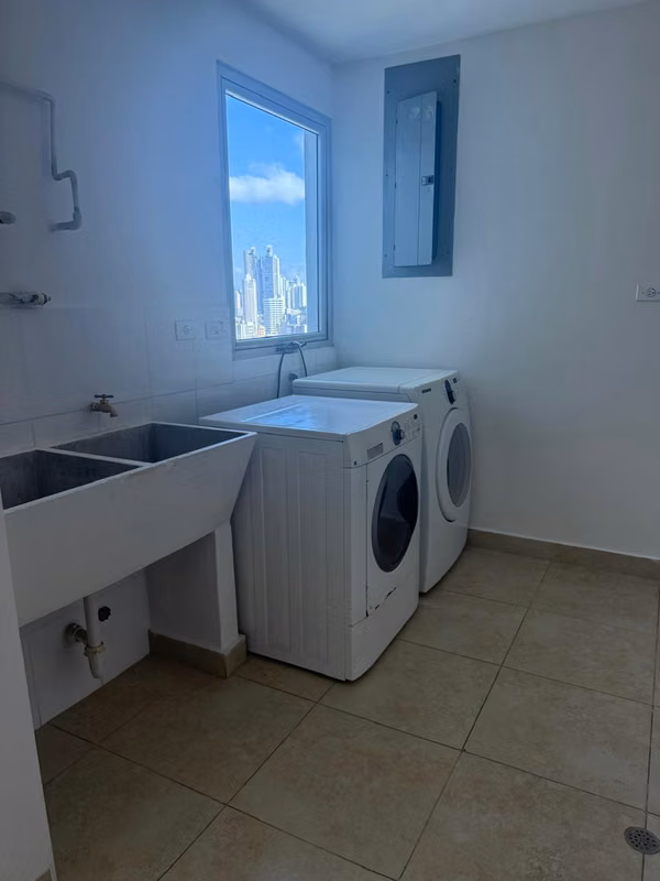 APARTMENT FOR RENT IN MARBELLA