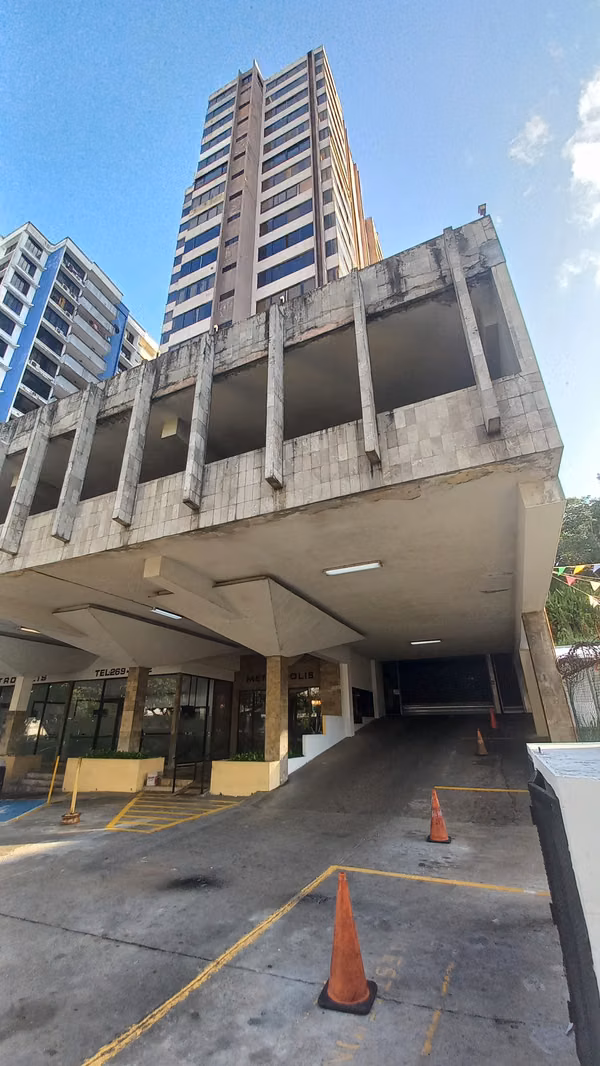 ALQUILAMOS APARTAMENTO AMOBLADO CANGREJO B/850.00