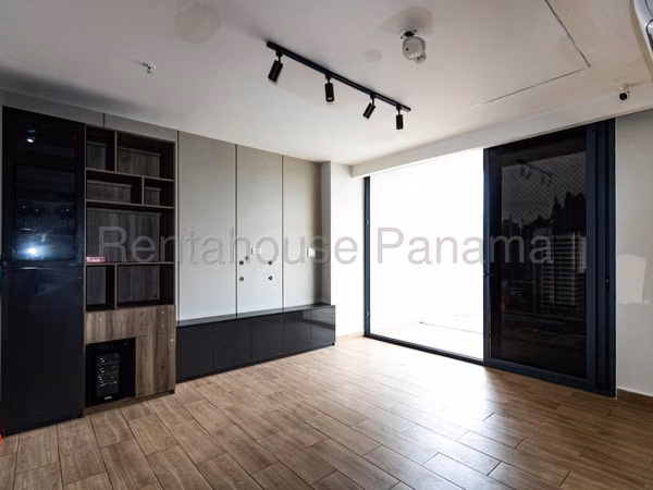 Apartment for rent in El Cangrejo OF26-8613