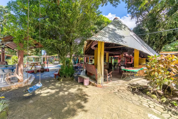 Propiedad con Ingresos Establecidos en Venta en El Valle
